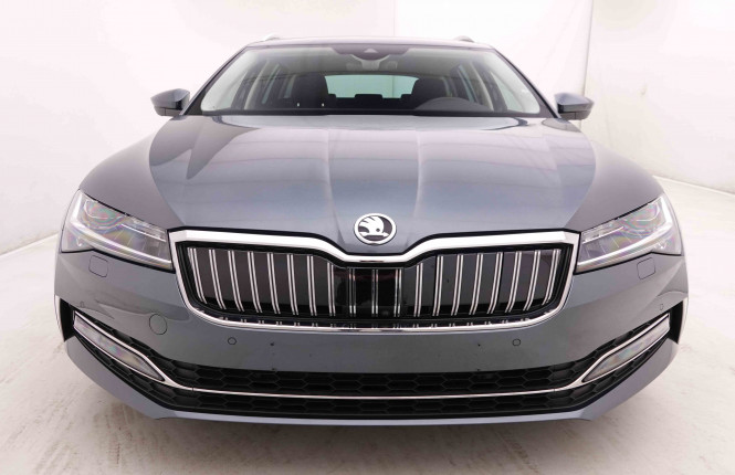 SKODA_SKODA_SUPERB_2547327_24.jpg