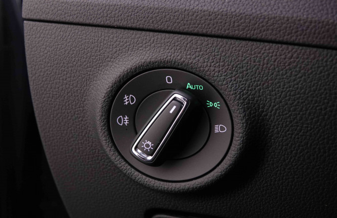 SKODA_SKODA_SUPERB_2547327_9.jpg