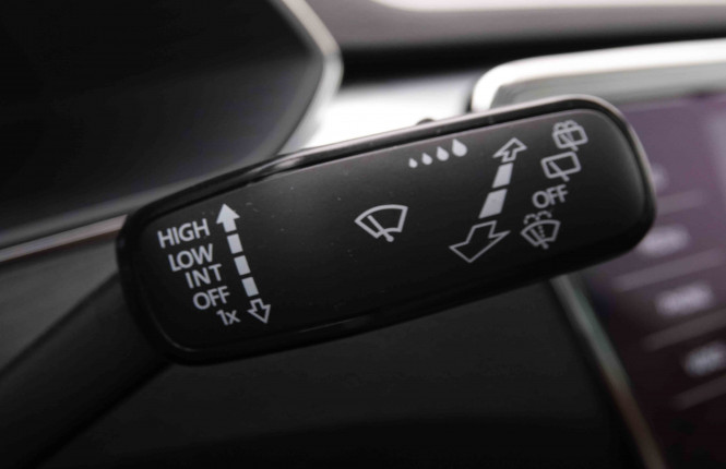 SKODA_SKODA_SUPERB_2549696_22.jpg