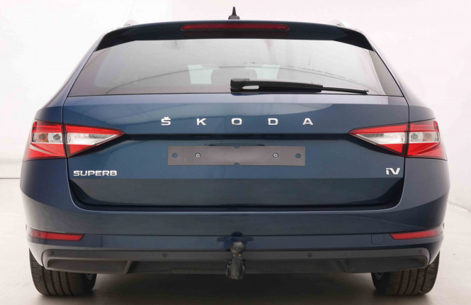 SKODA_SKODA_SUPERB_2549696_33.jpg