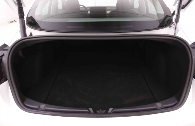 TESLA_TESLA_MODEL 3_2548117_5.jpg