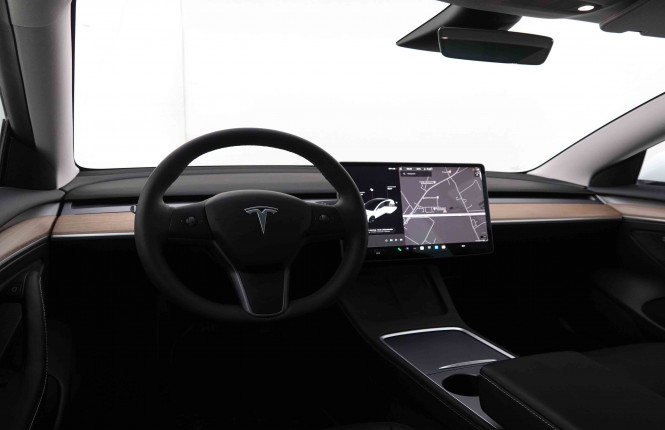 TESLA_TESLA_MODEL 3_2548117_9.jpg