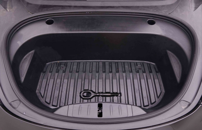 TESLA_TESLA_MODEL 3_2548709_23.jpg