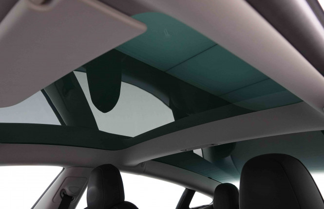 TESLA_TESLA_MODEL 3_2548709_9.jpg