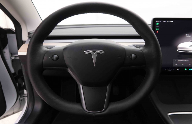 TESLA_TESLA_MODEL 3_2550931_38.jpg