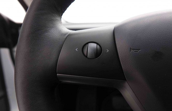 TESLA_TESLA_MODEL 3_2550931_47.jpg