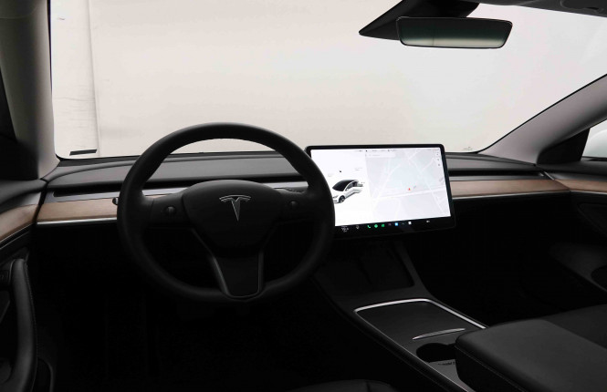 TESLA_TESLA_MODEL 3_2550931_60.jpg