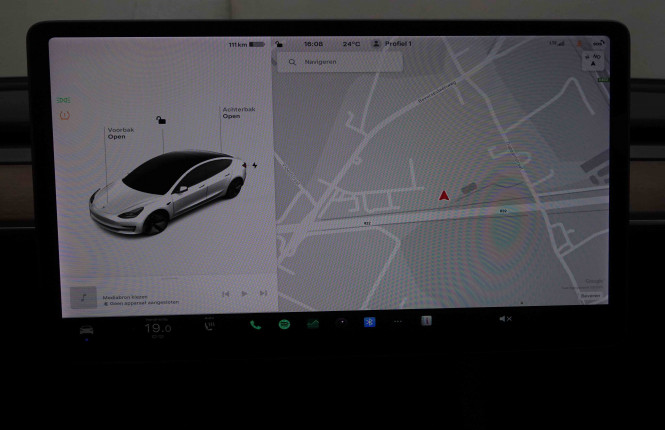 TESLA_TESLA_MODEL 3_2550931_63.jpg