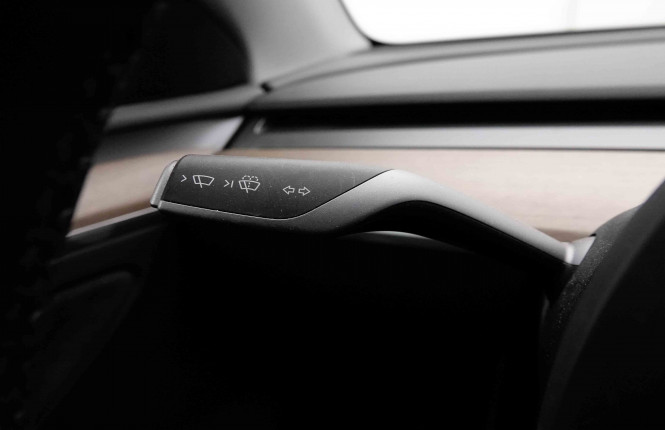 TESLA_TESLA_MODEL Y_2652601_14.jpg