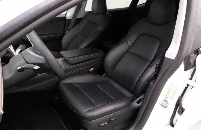 TESLA_TESLA_MODEL Y_2652601_7.jpg