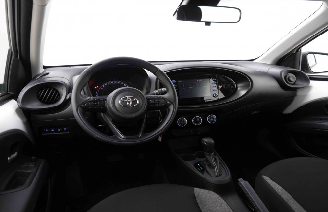 TOYOTA_TOYOTA_AYGO X_2548456_7.jpg