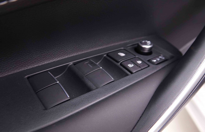 TOYOTA_TOYOTA_COROLLA_2549078_20.jpg