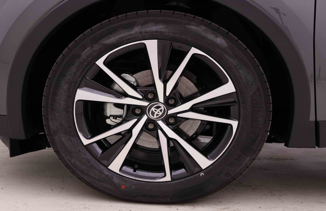TOYOTA_TOYOTA_C_HR_2547874_20.jpg