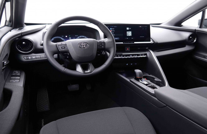 TOYOTA_TOYOTA_C_HR_2547874_7.jpg