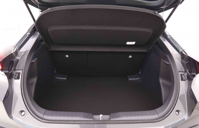 TOYOTA_TOYOTA_C_HR_2550783_5.jpg