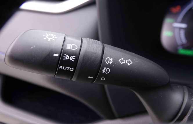 TOYOTA_TOYOTA_RAV4_2548754_15.jpg