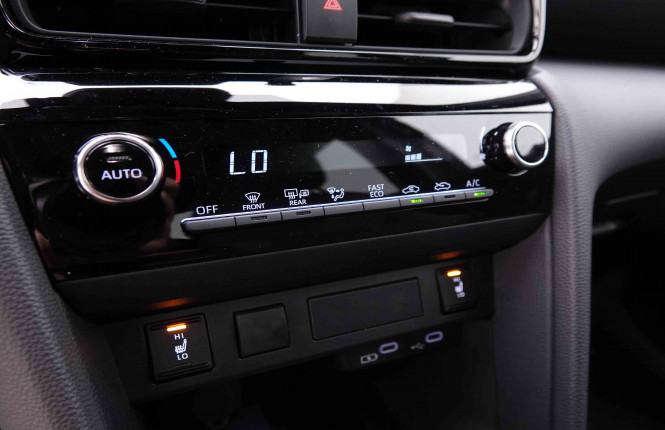 TOYOTA_TOYOTA_YARISCROSS_2549050_11.jpg