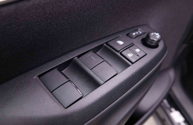 TOYOTA_TOYOTA_YARISCROSS_2549050_17.jpg