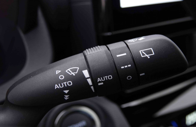TOYOTA_TOYOTA_YARISCROSS_2549053_15.jpg