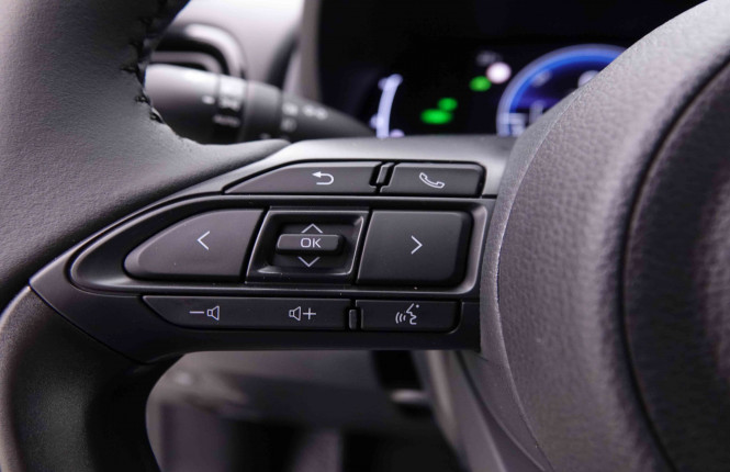TOYOTA_TOYOTA_YARISCROSS_2549053_16.jpg
