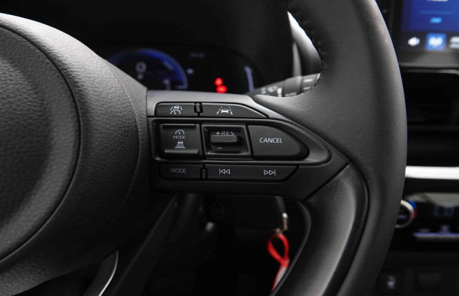 TOYOTA_TOYOTA_YARISCROSS_2549501_17.jpg