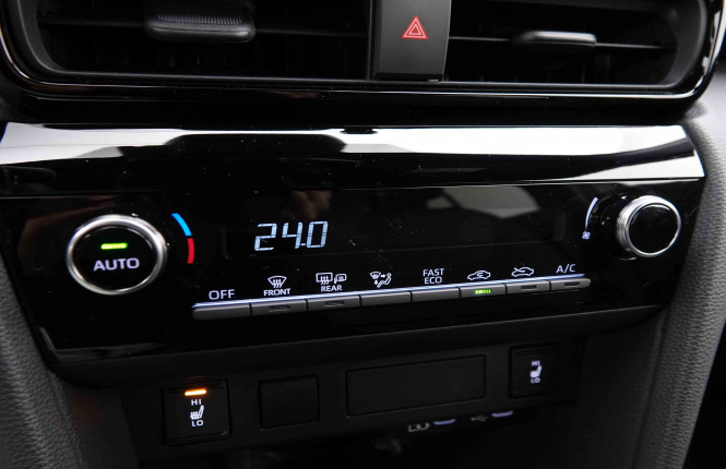 TOYOTA_TOYOTA_YARISCROSS_2550260_12.jpg TOYOTA_TOYOTA_YARISCROSS_2550260_12.jpg