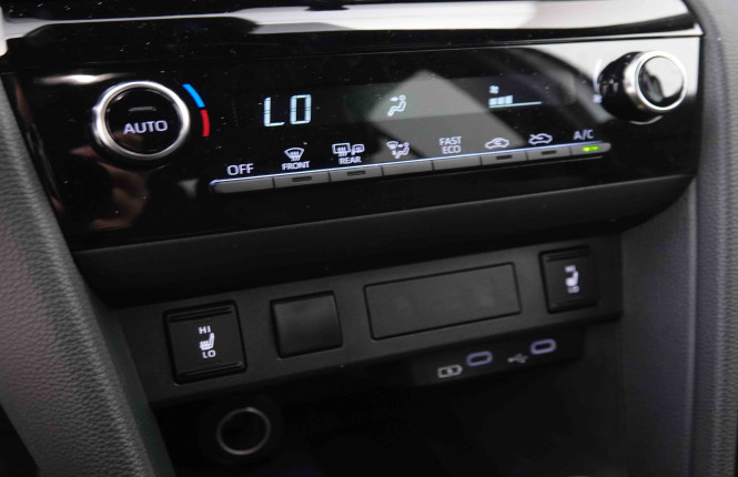 TOYOTA_TOYOTA_YARISCROSS_2550691_11.jpg