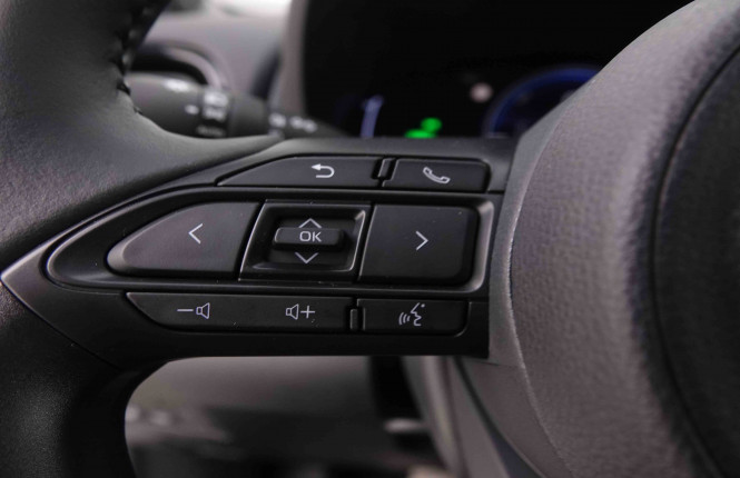 TOYOTA_TOYOTA_YARISCROSS_2550691_16.jpg