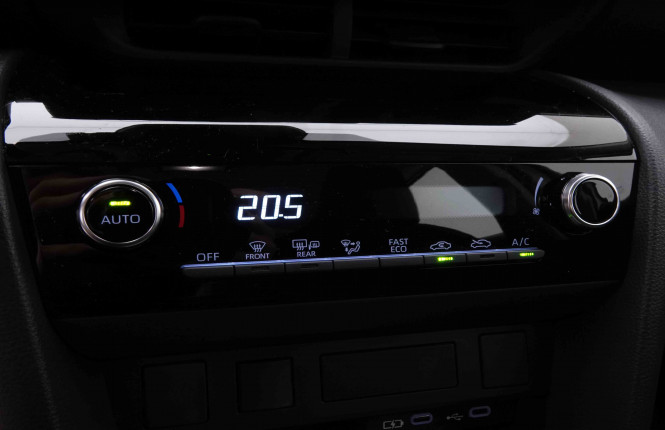 TOYOTA_TOYOTA_YARISCROSS_2551534_12.jpg TOYOTA_TOYOTA_YARISCROSS_2551534_12.jpg