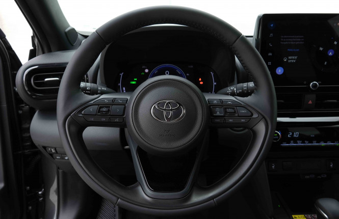 TOYOTA_TOYOTA_YARISCROSS_2654213_9.jpg TOYOTA_TOYOTA_YARISCROSS_2654213_9.jpg