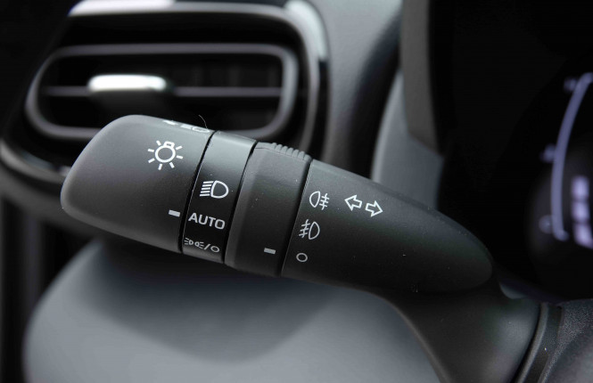 TOYOTA_TOYOTA_YARISCROSS_2654214_15.jpg TOYOTA_TOYOTA_YARISCROSS_2654214_15.jpg