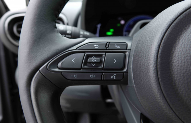 TOYOTA_TOYOTA_YARISCROSS_2654214_17.jpg TOYOTA_TOYOTA_YARISCROSS_2654214_17.jpg