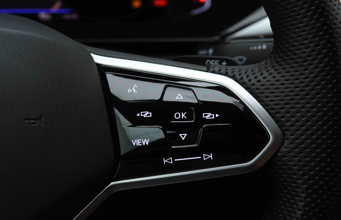 VOLKSWAGEN_VOLKSWAGEN_ARTEON_2654933_19.jpg VOLKSWAGEN_VOLKSWAGEN_ARTEON_2654933_19.jpg