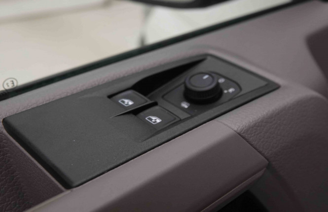 VOLKSWAGEN_VOLKSWAGEN_CRAFTER_2551539_19.jpg VOLKSWAGEN_VOLKSWAGEN_CRAFTER_2551539_19.jpg
