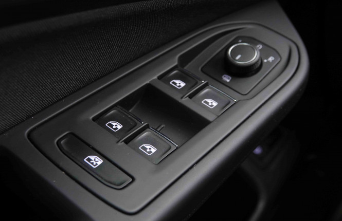 VOLKSWAGEN_VOLKSWAGEN_GOLF GTE_2551052_22.jpg VOLKSWAGEN_VOLKSWAGEN_GOLF GTE_2551052_22.jpg