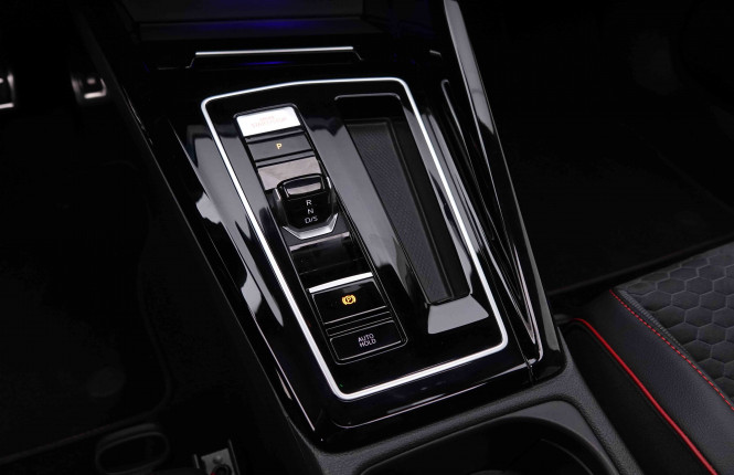 VOLKSWAGEN_VOLKSWAGEN_GOLF GTI_2547499_21.jpg