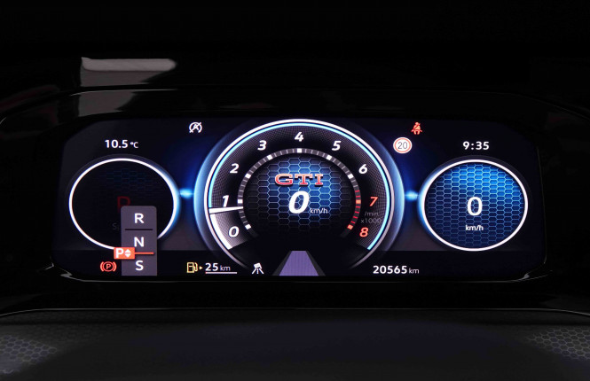 VOLKSWAGEN_VOLKSWAGEN_GOLF GTI_2547499_22.jpg