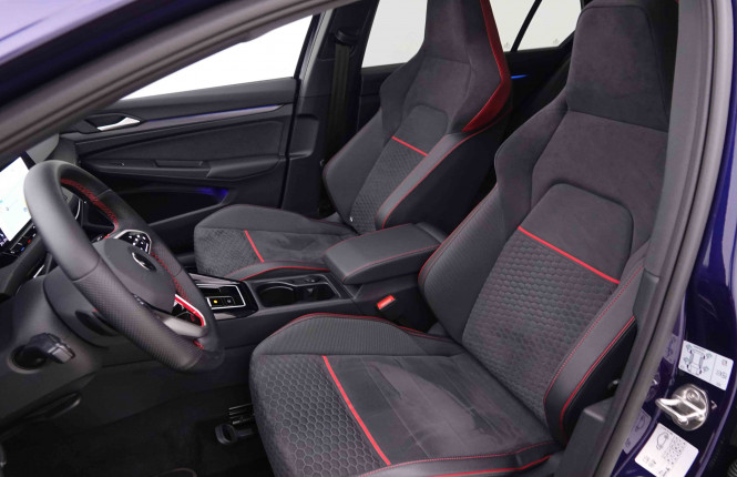 VOLKSWAGEN_VOLKSWAGEN_GOLF GTI_2547499_9.jpg