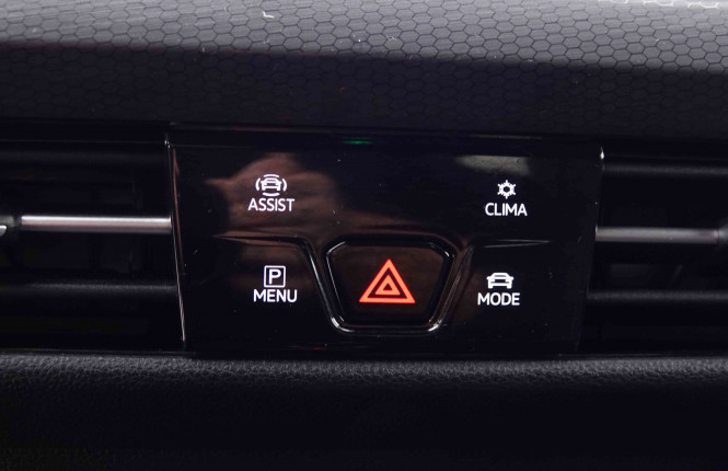 VOLKSWAGEN_VOLKSWAGEN_GOLF GTI_2548613_15.jpg