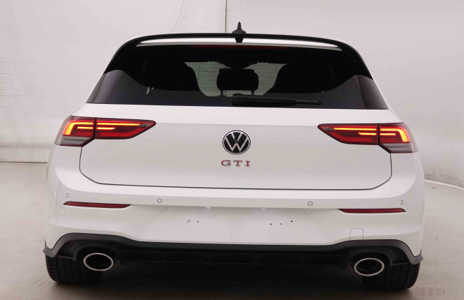 VOLKSWAGEN_VOLKSWAGEN_GOLF GTI_2548613_28.jpg