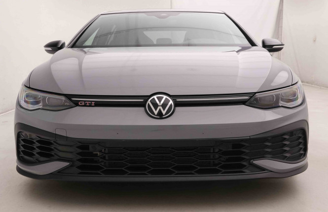 VOLKSWAGEN_VOLKSWAGEN_GOLF GTI_2549455_30.jpg