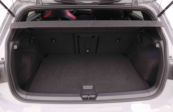 VOLKSWAGEN_VOLKSWAGEN_GOLF GTI_2549455_5.jpg