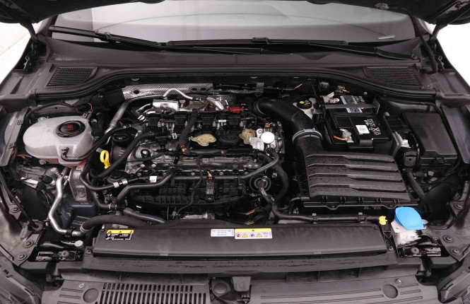 VOLKSWAGEN_VOLKSWAGEN_GOLF GTI_2549694_26.jpg