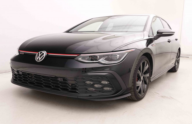 VOLKSWAGEN_VOLKSWAGEN_GOLF GTI_2549695_28.jpg
