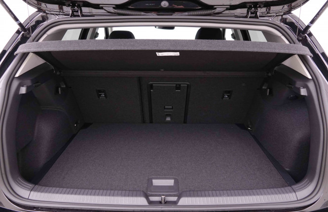 VOLKSWAGEN_VOLKSWAGEN_GOLF_2549115_5.jpg
