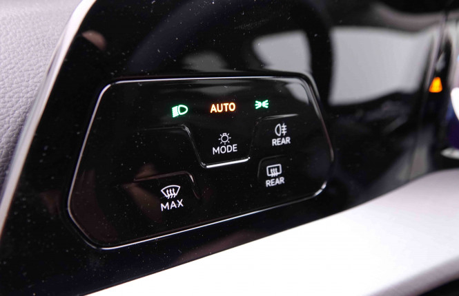 VOLKSWAGEN_VOLKSWAGEN_GOLF_2549115_8.jpg