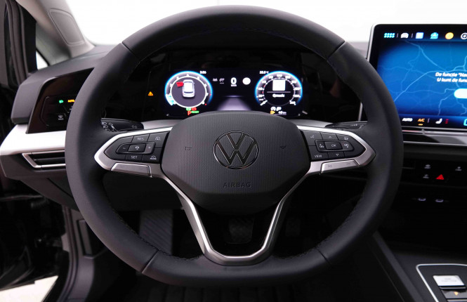 VOLKSWAGEN_VOLKSWAGEN_GOLF_2549115_9.jpg
