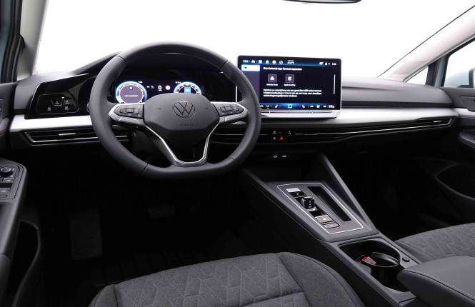 VOLKSWAGEN_VOLKSWAGEN_GOLF_2549117_7.jpg