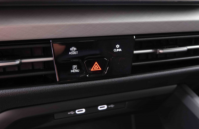 VOLKSWAGEN_VOLKSWAGEN_GOLF_2549118_15.jpg