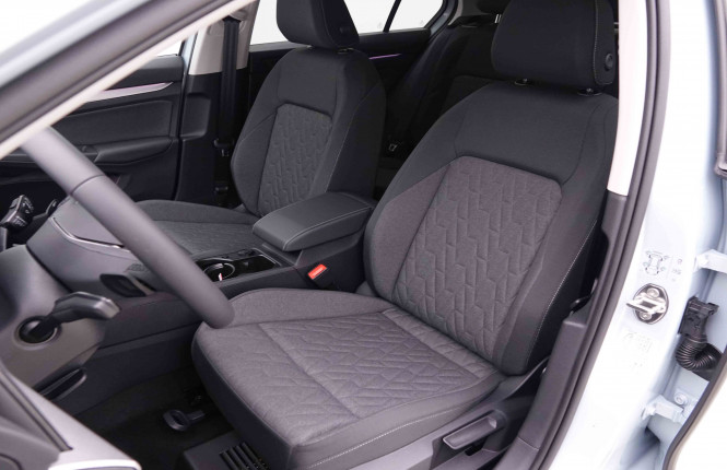 VOLKSWAGEN_VOLKSWAGEN_GOLF_2549118_6.jpg
